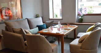 Nicey Lounge10.JPG