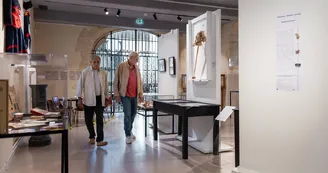 Espace exposition temporaire du Musée Napoléon.jpg