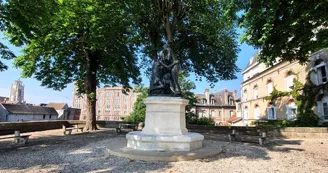 La Piété Filiale © Laurine GUIGUET.jpg La Piété Filiale © Laurine GUIGUET.jpg