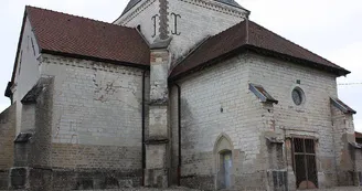 Montsuzain-Eglise.jpg Montsuzain-Eglise.jpg