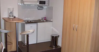 Kitchenette.jpg