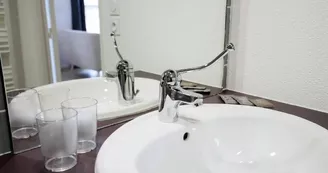 Zoom Lavabo.JPG Zoom Lavabo.JPG