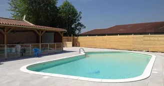 piscine croixbadeau.jpg piscine croixbadeau.jpg