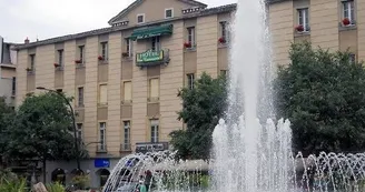 HOTEL DU COMMERCE HOTEL DU COMMERCE