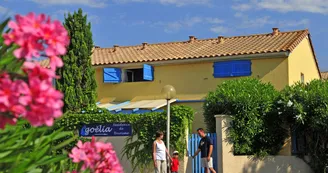 vue extérieure maisonnette vue extérieure maisonnette