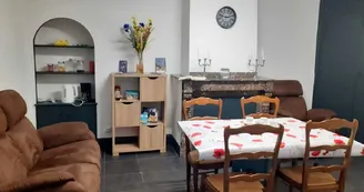 MAISON PELERINS SAM MAISON PELERINS SAM