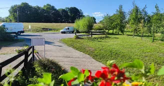 Aire de stationnement pour les camping-caristes Aire de stationnement pour les camping-caristes