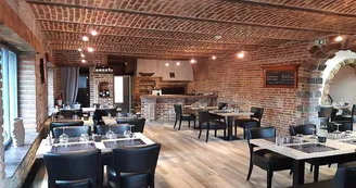 Salle restaurant Auberge de la Voûte Salle restaurant Auberge de la Voûte