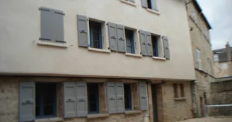 Gîte d'étape communal de La Canourgue - Vue de la place au blé Gîte d'étape communal de La Canourgue - Vue de la place au blé