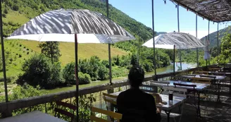 Terrasse sur le Tarn