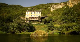 Vue depuis rive opposée