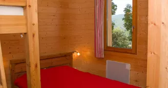 Chambre grands chalets La Tchourette 1 Chambre grands chalets La Tchourette 1