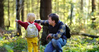 haute marne randonnee pedestre famille mdt adobestock 150544297._2 haute marne randonnee pedestre famille mdt adobestock 150544297._2