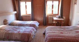 Gite d'étape - Ferme du Busset Gite d'étape - Ferme du Busset