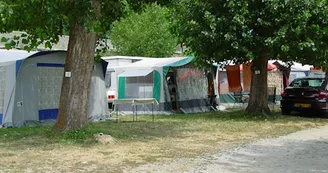 Camping Le Robinson 8 Camping Le Robinson 8