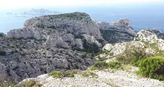 Vue du massif  de Marseilleveyre