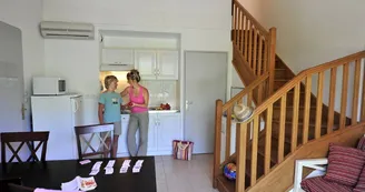 Résidence Goélia Le Mas des Arènes Mouriès cuisine appartement
