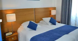 Hôtel Saint Ferréol Marseille.jpg Hôtel Saint Ferréol Marseille.jpg