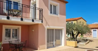Résidence de Tourisme Appart'hôtel la Provence_Saint-Mitre-les-Remparts