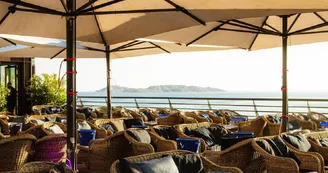 R2 le Rooftop des Terrasses Marseille