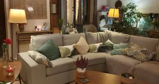 Chez Manou_Martigues Chez Manou_Martigues