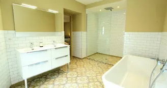 Les Ormes en Provence Salle de bain