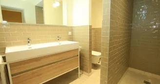Les Ormes en Provence Salle de bain