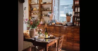 Boutique Provisions épicerie librairie