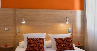 Hôtel Edmond Rostand Marseille.jpg
