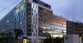 Novotel Suites Marseille Centre Euromed .jpg
