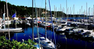 Port des Heures Claires Port des Heures Claires