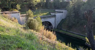 Entrée tunnel du Rove