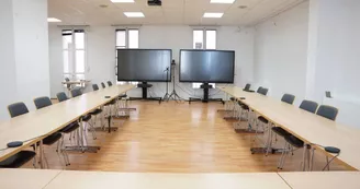 Salle de réunion UPE 13