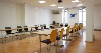Salle de réunion UPE 13