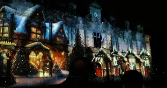 marché Noël de Saint-Yrieix projection façade mairie marché Noël de Saint-Yrieix projection façade mairie