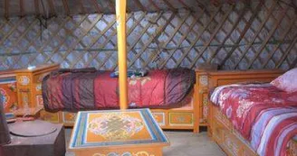 Yourte intérieur 2 Yourte intérieur 2