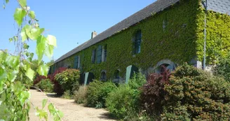GITE DE GROUPE - LE RELAIS DE SAULGES GITE DE GROUPE - LE RELAIS DE SAULGES