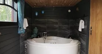 HLO-Chene-Vert-Jaccuzi-roulotte HLO-Chene-Vert-Jaccuzi-roulotte