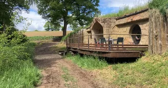 GITE INSOLITE TROGLOGITE L'ETANG D'EOLE GITE INSOLITE TROGLOGITE L'ETANG D'EOLE