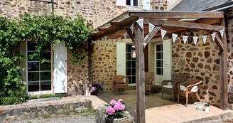 Gîte de La Haie d'Assé - Extérieur Gîte de La Haie d'Assé - Extérieur