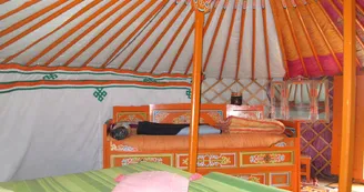La Grande Savane - Saint-Paul-le-Gaultier - yourte intérieur La Grande Savane - Saint-Paul-le-Gaultier - yourte intérieur