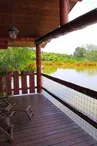 Gite insolite: Domaine de la Vergnolle Fustes en bois "le Trappeur'_1