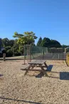 Condat-sur-Ganaveix aire de pique nique et jeux