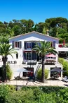 The Address Cassis